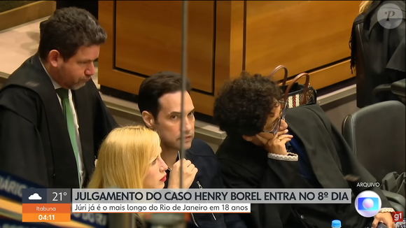 O julgamento do caso Henry Borel ganhou novos desdobramentos após Monique Medeiros relatar que o menino teria sido chamado de "bobalhão" e "mimado" por Jairinho. Segundo informações do g1 Rio, o relato foi feito entre lágrimas durante o interrogatório da ré