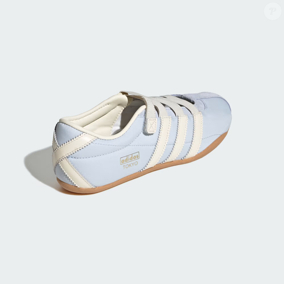O Adidas Tokyo Mary Jane une referências retrô e estética esportiva em um modelo versátil que promete dominar os looks da temporada