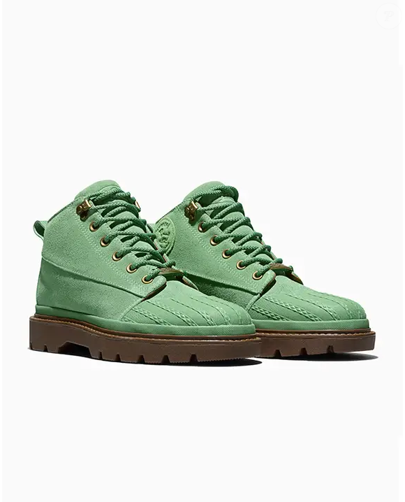 A estratégia é clara: transformá-los em botas de caminhada robustas, quentes e versáteis, perfeitas para usar na rua, em viagens e trilhas