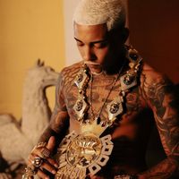 Após habeas corpus, MC Poze do Rodo celebra devolução de joias de R$ 3 milhões e cobra celulares de volta: 'O que é meu é meu'