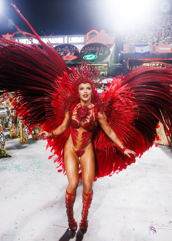 Virgínia Fonseca: performance como rainha de bateria dividiu opiniões na web