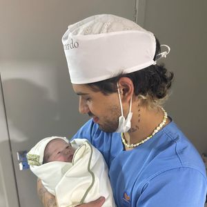 Zé Felipe usou o visual por um bom tempo, até o nascimento de José Leonardo