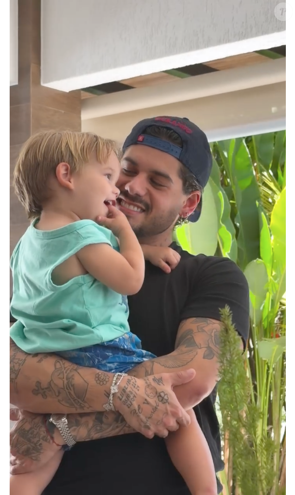 Zé Felipe é denunciado ao Ministério dos Direitos Humanos após vídeo com filho caçula viralizar nas redes sociais