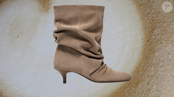 A união entre couro premium, tecnologia airfit e um salto de apenas 5 cm faz da bota da Bershka uma das apostas para produções sofisticadas durante o inverno