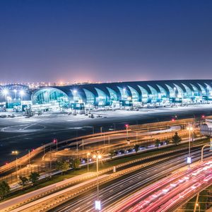 Durante passagem por Dubai, Virginia Fonseca esteve ligada ao DXB, aeroporto famoso pelas experiências VIP, gastronomia sofisticada e estrutura comparada a hotéis de luxo