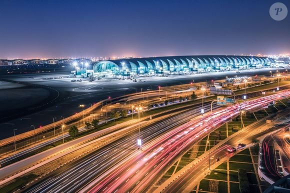 Durante passagem por Dubai, Virginia Fonseca esteve ligada ao DXB, aeroporto famoso pelas experiências VIP, gastronomia sofisticada e estrutura comparada a hotéis de luxo