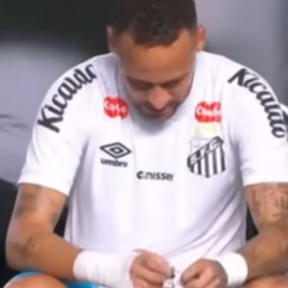 Neymar foi bombardeado pela imprensa internacional em nova lesão, a segunda em menos de 50 dias: 'Calvário'