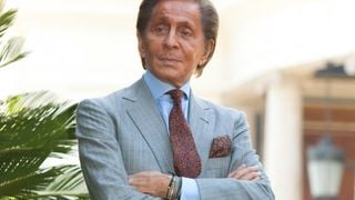 Puro luxo, 280 hectares e decoração chinesa elegante: por dentro do castelo onde viveu Valentino Garavani, morto aos 93 anos; fotos!