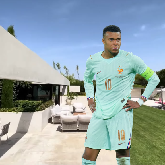R$ 60 milhões, campo de golfe privativo e cinema particular: a mansão de Mbappé, craque da Copa 2026, impressiona tanto quanto sua carreira