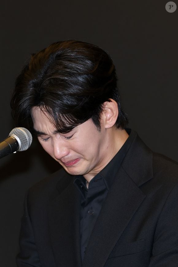 Kim Soo-hyun: ‘Não é verdade que ela tomou uma decisão trágica por minha causa ou por pressão da minha agência sobre suas dívidas’