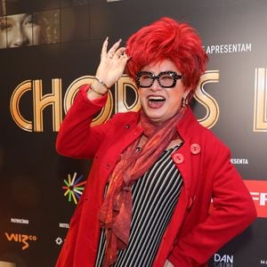 Nany People se consagrou na TV como repórter do programa de Hebe Camargo no SBT