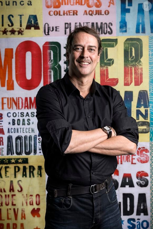 Marcello Antony foi um dos maiores galãs da TV Globo, mas está afastado das novelas da emissora desde 2017