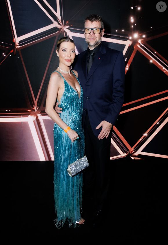 Luiza Possi e Cris Gomes estiveram no aniversário de Léo Dias