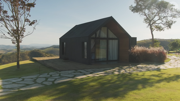 Giovanna Ewbank e Bruno Gagliasso tiveram a ideia de construir o rancho depois de conhecerem uma cabana em uma mostra