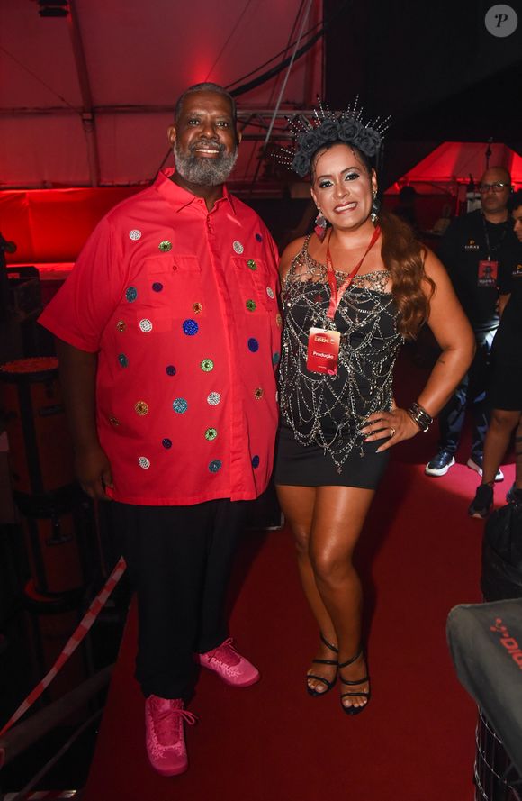 Péricles e a esposa também estiveram presente no Carnaval de São Paulo