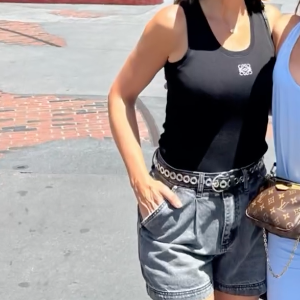 Outro fato que chamou atenção foi a bolsa de Rafa Justus da marca Louis Vuitton, já mostrada em outras ocasiões em suas redes sociais