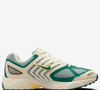 Misturando couro sintético com tecidos respiráveis, o Nike Air Pegasus 2K5 entrega um visual moderno sem abrir mão do conforto para o uso diário