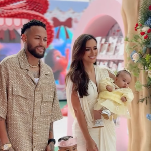 Segundo o jornalista Leo Dias, Neymar e Bruna Biancardi teriam pagado R$ 4 milhões na festa de Mavie