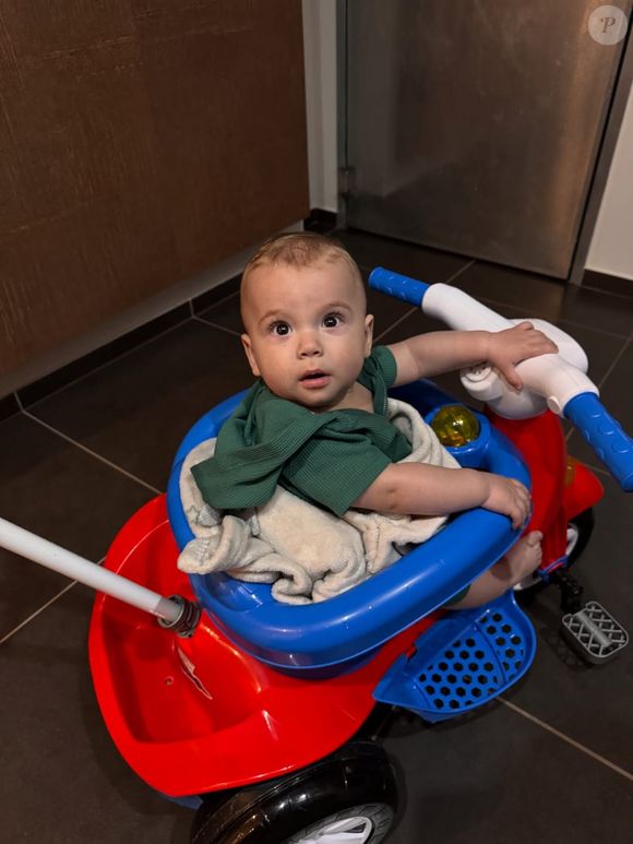 Arthur, filho de Isabel Veloso e Lucas Borbas, completou 1 ano em dezembro de 2025 já com a mãe internada