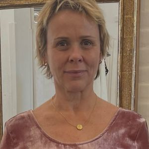 Giulia Gam viverá Heloísa, esposa de personagem de Cassio Gabus Mendes em 'Resposta ao tempo''