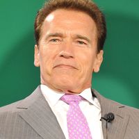 Com 78 anos hoje, Arnold Schwarzenegger mistura ovo cru e cereja no smoothie proteico que bebe todo dia: 'Às vezes coloco conhaque ou tequila'