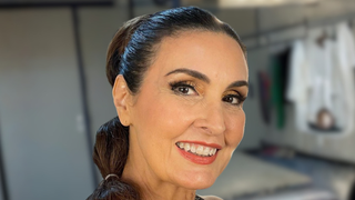 Quézia Melo, maquiadora, sobre como fazer maquiagem elegante para Copa 2026: 'Na maturidade, o excesso de cor vibrante nos olhos pode pesar ou evidenciar linhas'