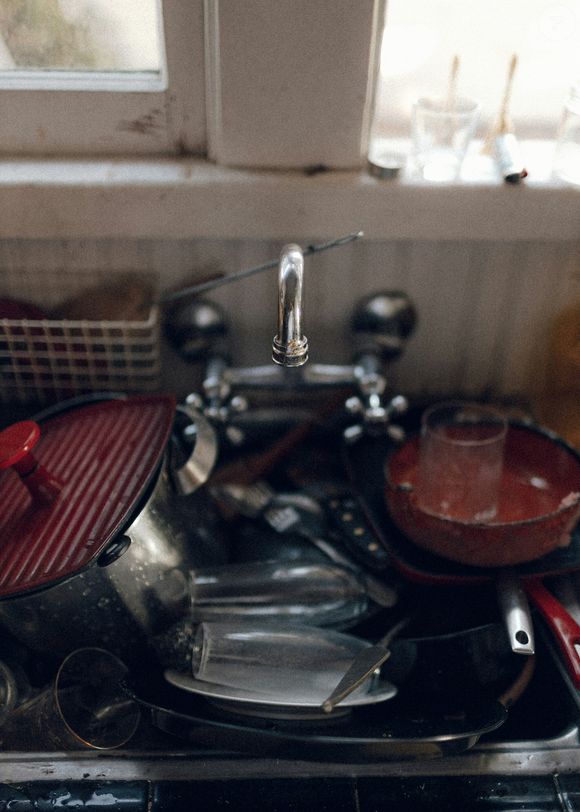 Portanto, o acúmulo de louça e a sujeira na cozinha podem, sim, ser resultado de estresse e de fadiga mental