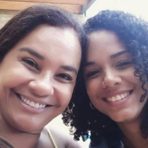 Filha de Solange Couto critica repercussão dos abusos que sofreu após fala polêmica da atriz: ‘Não me levantarei para atacar a minha mãe’