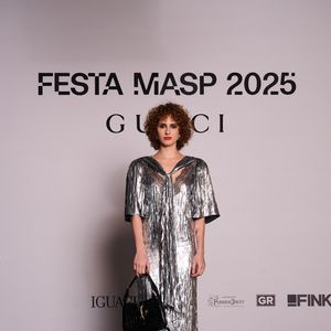 Prata foi aposta de Carol Duarte para o evento da Gucci em SP
