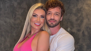 Reconhece ele? Andressa Urach cria 'remake adulto' de 'Malhação' e grava com ex-ator da novela teen da Globo