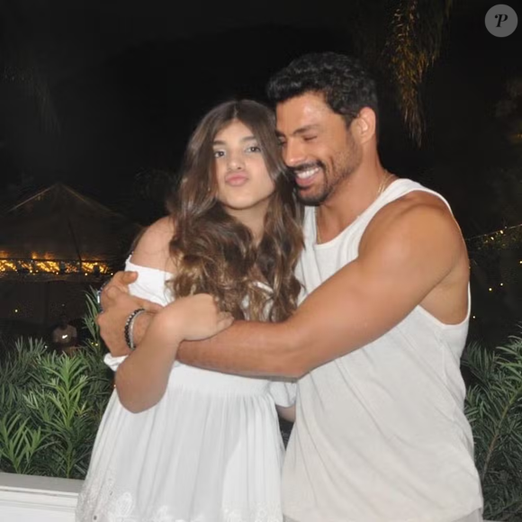 Sofia com o pai, Cauã Reymond