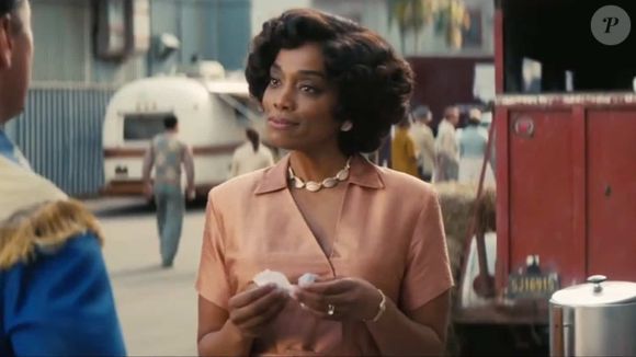 'Fallout': Frances Turner é Barb Howard, esposa de Cooper Howard