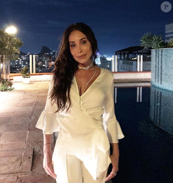 Elegância e beleza de Carol Marra sempre chamaram atenção