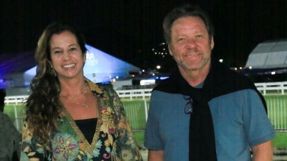 Outra separação. Após 20 anos de casamento, 4 filhos, 4 netos, e 4 cachorros, chef da Globo, Claude Troisgros revela fim do relacionamento com psicóloga: 'Agora vamos nos tornar melhores amigos'