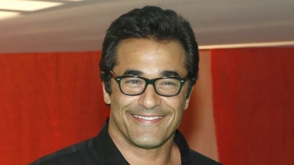 Luciano Szafir, aos 57 anos, faz primeira harmonização facial e aprova 'antes e depois'; especialista explica tendência de procedimento estético: 'Busca realçar a beleza natural e suavizar envelhecimento'