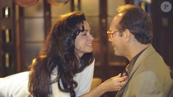 Em 'A Próxima Vítima', Cláudia Ohana passou por outra decepção com o colega de elenco. Após Marcos Frota, José Wilker não foi um caso de 'amor' com a atriz.