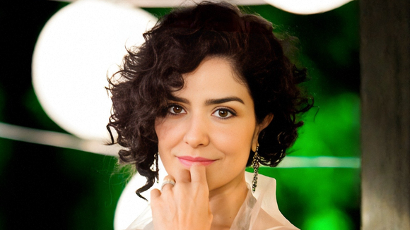 Javier Mateo, cabeleireiro: 'O corte bob com textura ou desfiado rejuvenesce e está na moda porque destaca o rosto, dá volume ao cabelo e fica bem em rostos redondos e alongados'