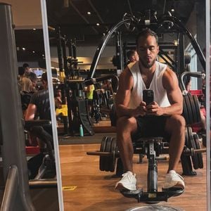 Francisco Gil pesava 106 kg e agora está com peso em torno de 71 kg, além de um corpo super definido