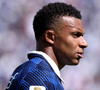 Poucos sabem, mas antes da Copa de 2026, Mbappé foi alvo de racismo e transfobia após suposto romance com modelo trans que posou na Playboy; hoje, vive affair com atriz de 'Elite'