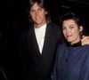 1990: Kris Jenner ficou famosa devido ao marido, Bruce Jenner, que era um atleta de decatlo popular nos Estados Unidos