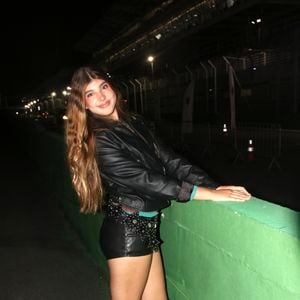 Sofia, filha de Grazi Massafera e Cauã Reymond, tem 13 anos