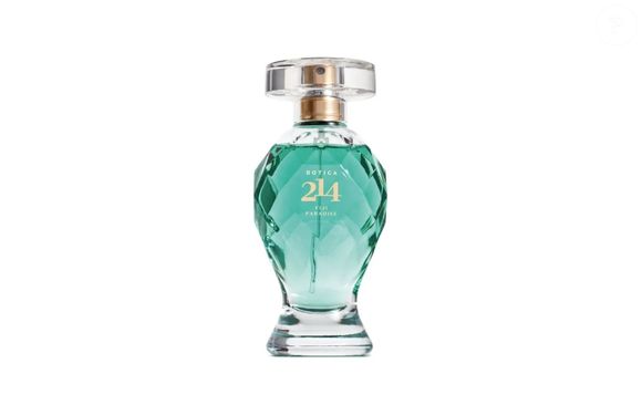 Colônia Botica 214 Fiji Paradise Floral Especiado, do Boticário, é sofisticado e charmoso na medida certa para um date