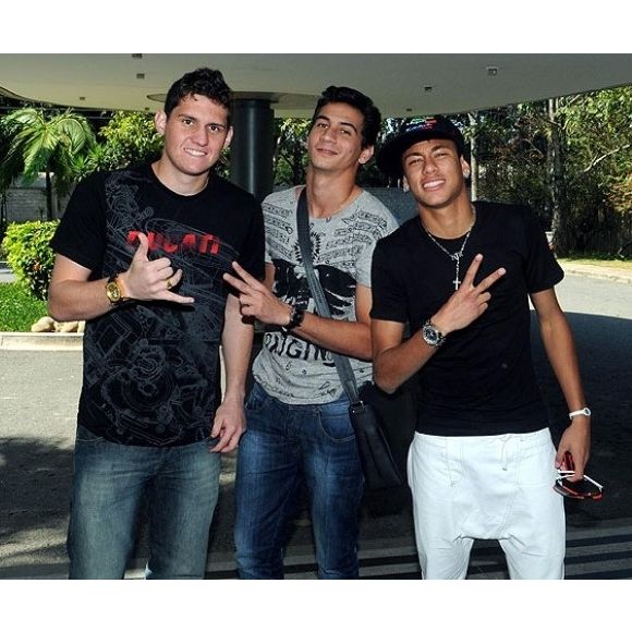 'Insensato Coração bombando': tweets de Neymar sobre a novela voltam à tona e relembram período em que o jogador gravou uma participação especial em 'Malhação' ao lado de Paulo Henrique Ganso e do goleiro Rafael, em 2011