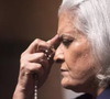 Freira Mércia (Jussara Freire) confessará para Luma que Molina está vivo em Mania de Você