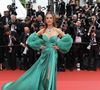 Alessandra Ambrosio usou um vestido alta-costura assinado por Zuhair Murad