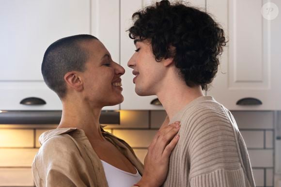 Estes comportamentos comuns entre casais podem ser sinais de amor verdadeiro, segundo especialistas