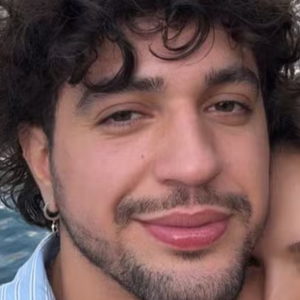 Leo Dias adianta 'anúncio especial' de Rafa Kalimann e Nattan, e público crava: 'Tá grávida'