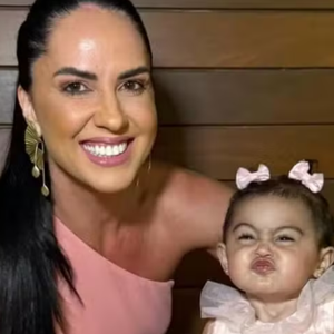 Gente? Mulher diz que filha Zezé Di Camargo 'assombra uma casa' e Graciele Lacerda rebate hate sobre aparência da bebê: 'Desejo que não te falte...'