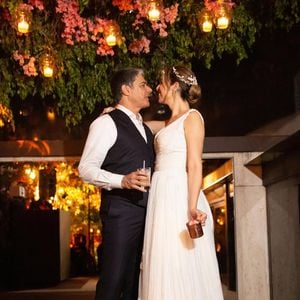 Natasha Dantas também reuniu algumas fotos raras do seu casamento com William Bonner