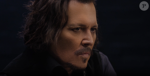 Estrelado por Johnny Depp, o Sauvage Extrait chega em frasco de 50 ml por R$ 1.235,00 e representa, segundo Francis Kurkdjian, a proposta de levar o extrait de parfum masculino à sua 'expressão máxima'